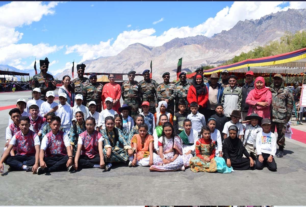 Awam cum Ex-servicemen rally at Defence Institute of High Altitude Research by Siachen Brigade