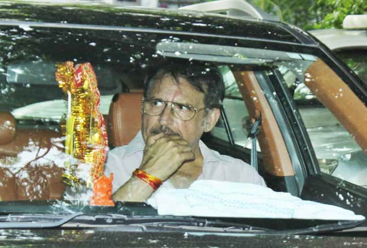 celebs came to offer their condolences at Vidya Sinha prayer meet