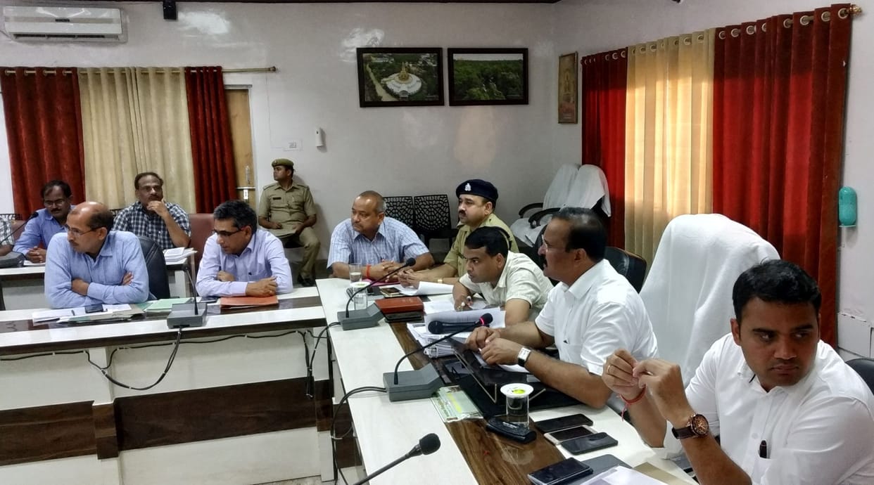 Immediate disposal of IGRS and CM helpline references