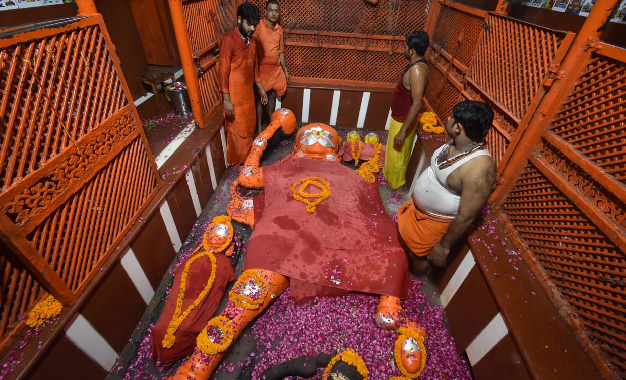 bade Hanuman temple will have to be vacated, more occupied land
