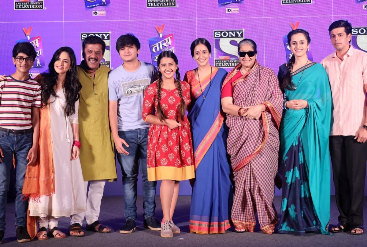tara from satara show upendra limaye and rohsni walia in launching event