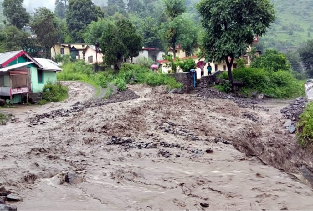 Miracle save Two children Life in Uttarkashi Food Disaster