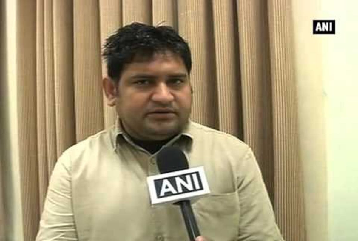 Delhi Assembly Speaker has disqualified AAP MLA Sandeep Kumar on the ground of defection