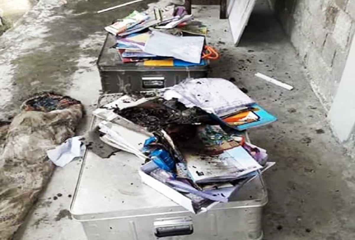 Anti-education elements set fire in girls school,  Furniture and book lit
