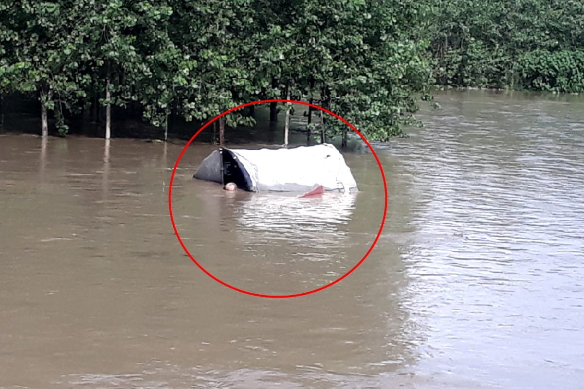 Yamuna river reached above danger mark in western UP, Crops submerged