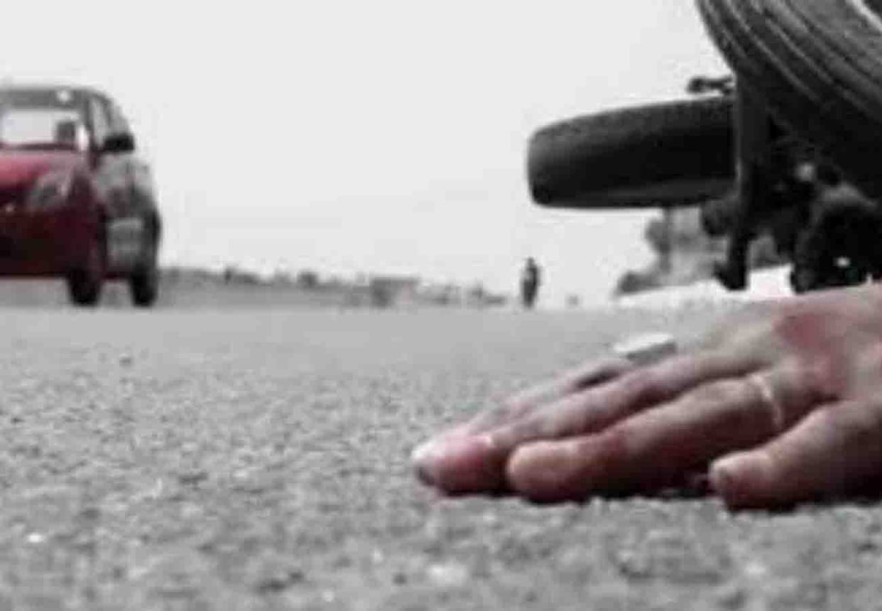 road accident in hardoi, one died and one injured