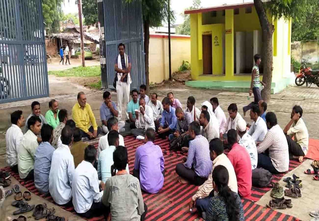 High Voltage Drama of Block Development Officer in chitrakoot