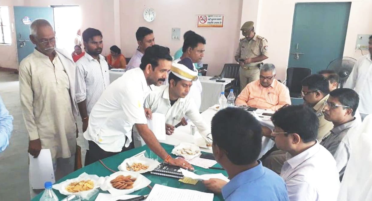 admistration in mainpuri, solution day