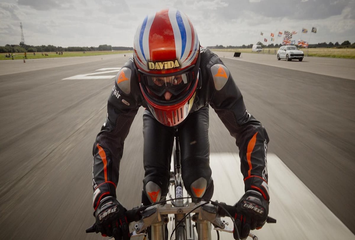 British cyclist Neil Campbell sets a world record by cycling at speed of 280 km per hour