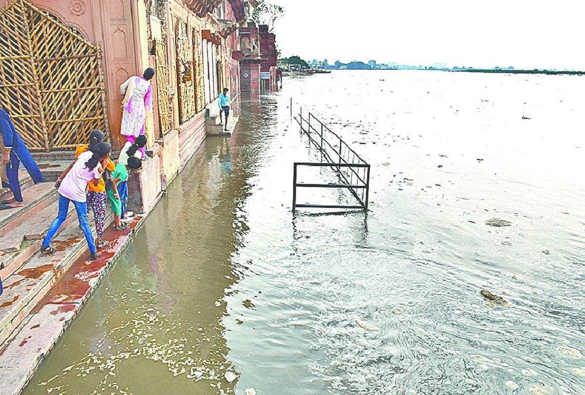 Yamuna's water level rises in Mathura Circumambulation route submerged