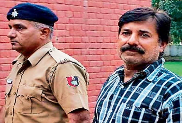 theatre age ngo director zulfiqar khan filed bail petition in punjab haryana high court