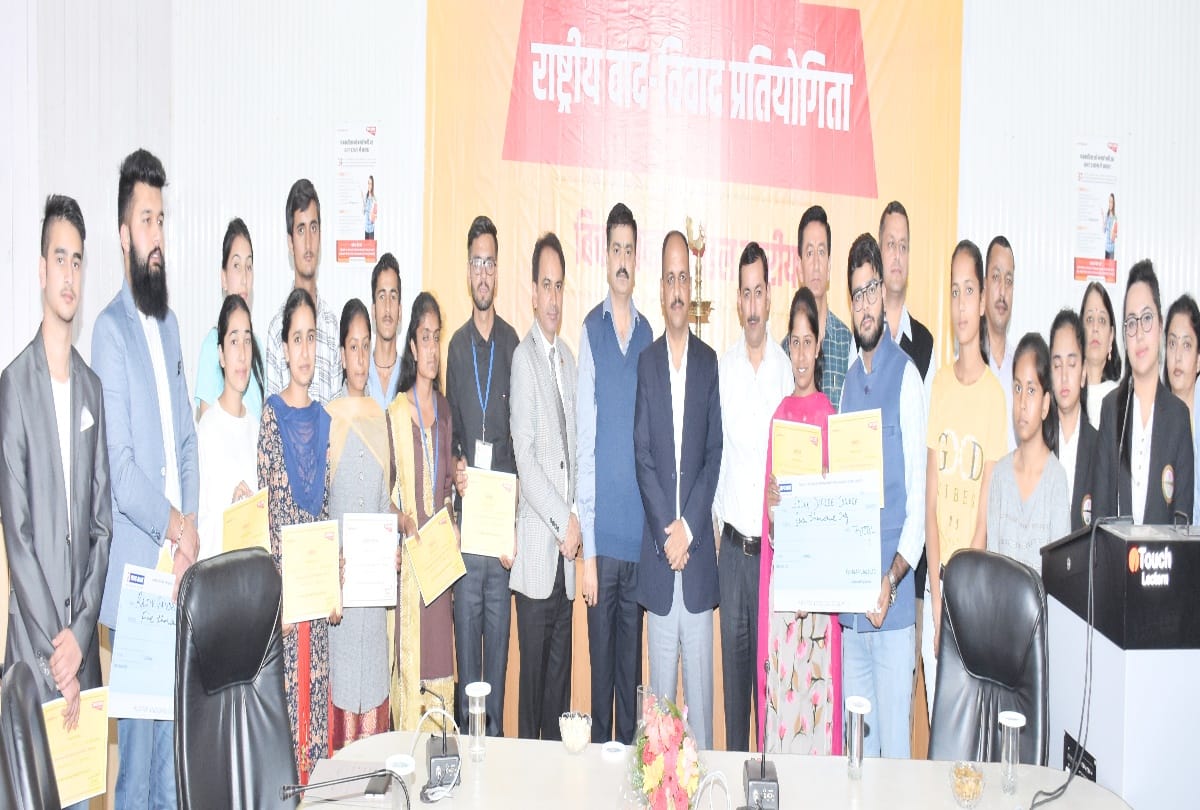 murari lal smriti vad vivad zonal level competition held in shimla himachal