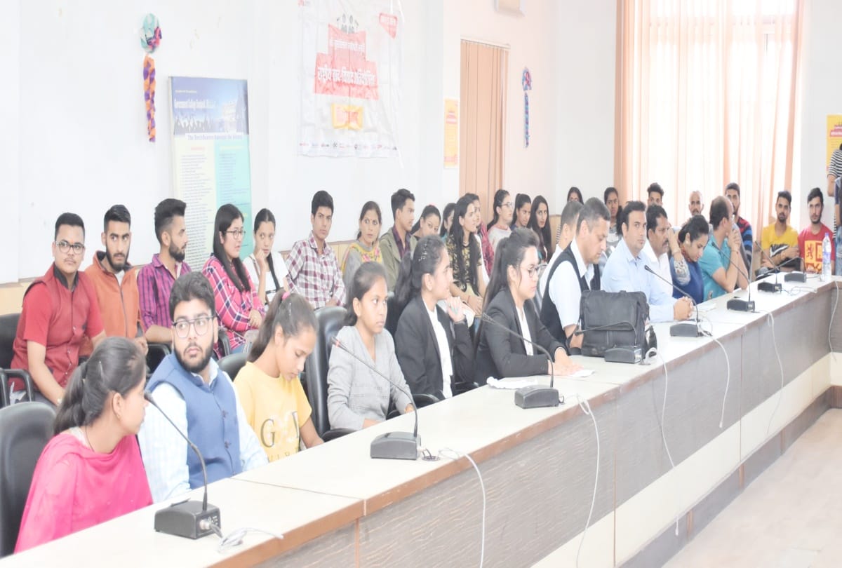 murari lal smriti vad vivad zonal level competition held in shimla himachal