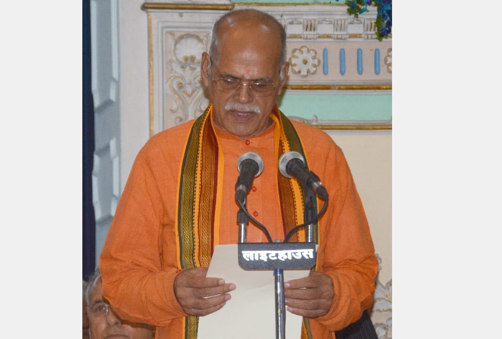 UP Yogi Govt 2.0 Cabinet Ministers: The New Team Work Becomes Easier Due to Losing Of Many Ministers