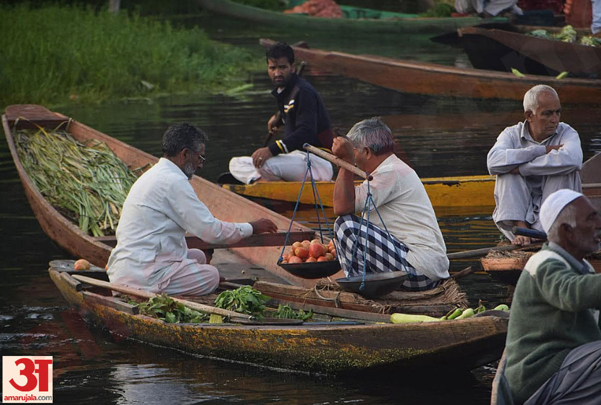 kashmir latest photos of dal lake after article 370 revoked, latest visuals of jammu kashmir