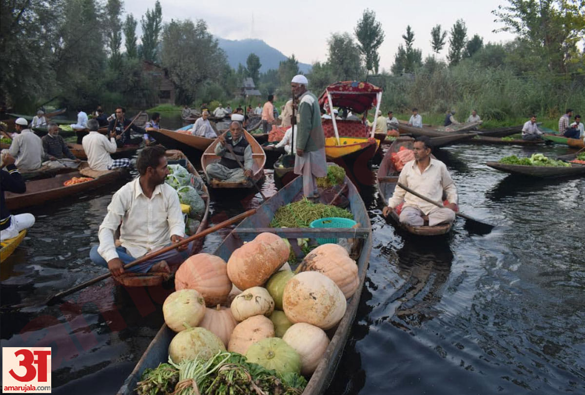 Kashmir's economy suffered a major setback, loss of 15 thousand crores since August 5