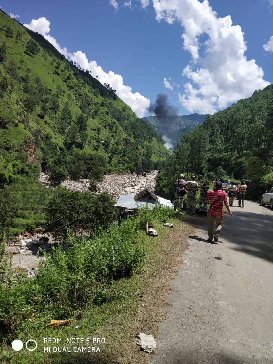 Uttarakhand News: Uttarkashi Disaster Food Material carrying helicopter crash