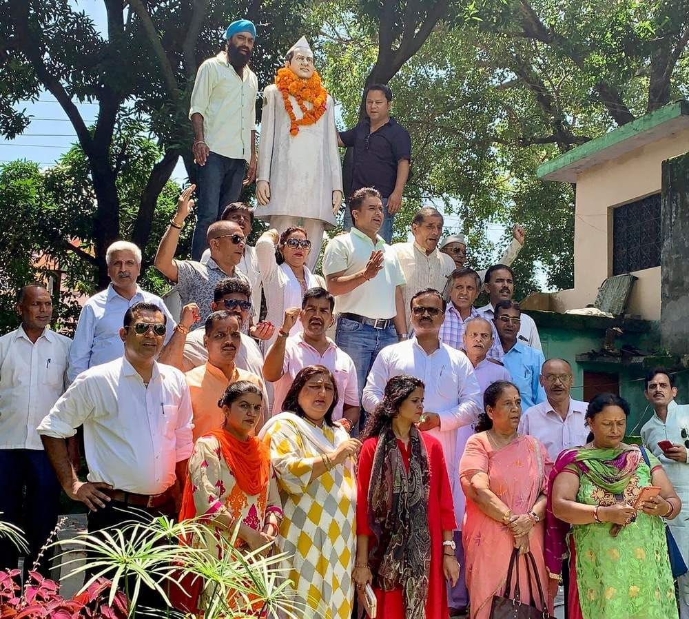 'Government working to divide the country spreading casteism'