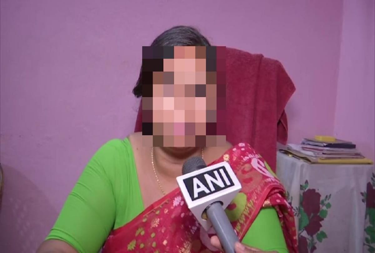 Bihar: Female councilor accuses Mayor's son of winking at her patna board meeting