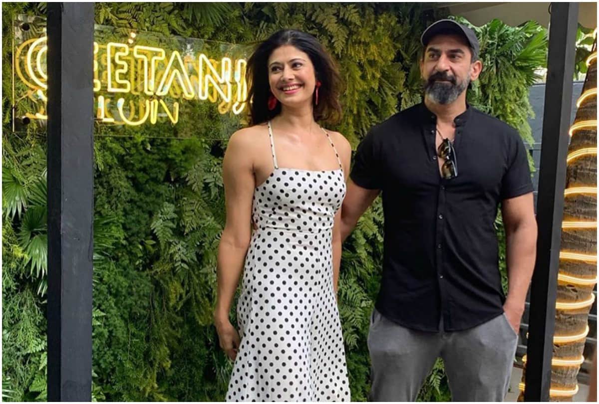 Pooja Batra Birthday Special know unknown facts about actor Nawab Shah wife