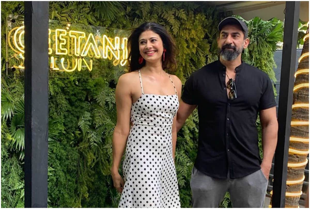Pooja Batra shared fitness workout pics with husband nawab shah from goa, fan commented yogi couple