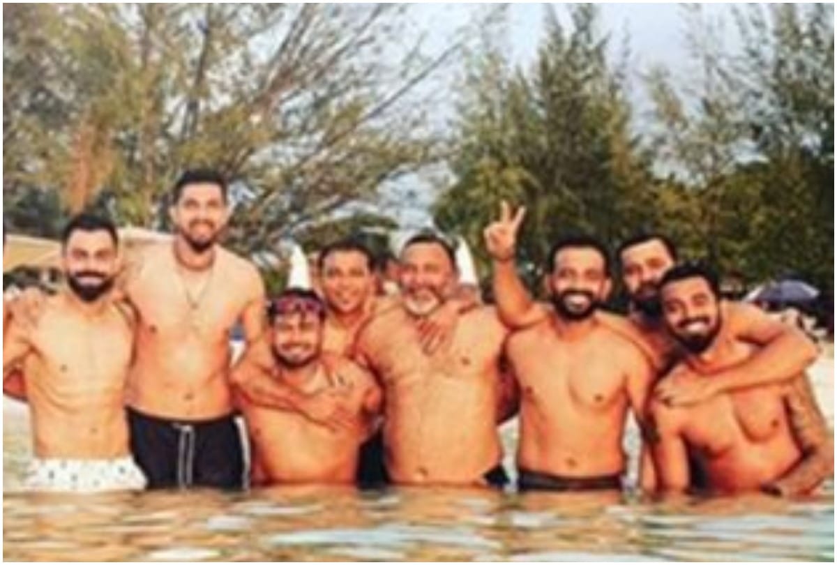 Virat Kohli share shirtless picture of team India Players ahead of first Test Match