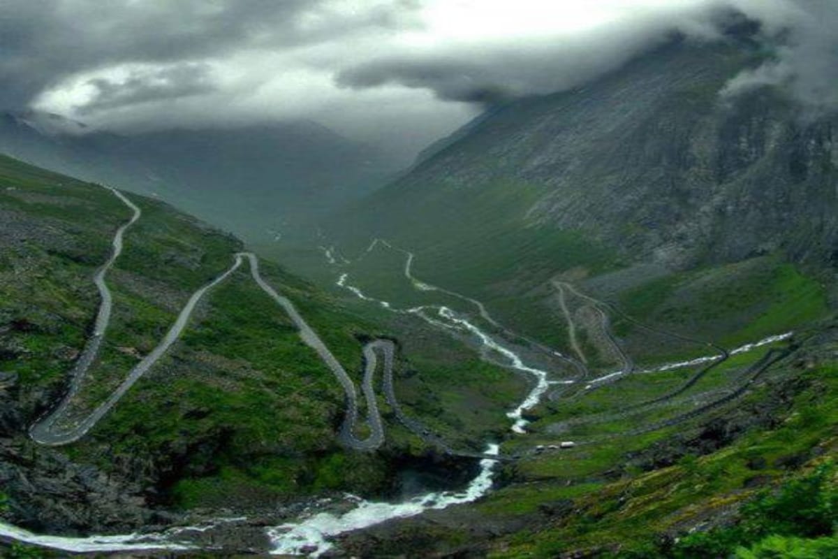 visit saputara hill station in gujarat famous for monsoon festival