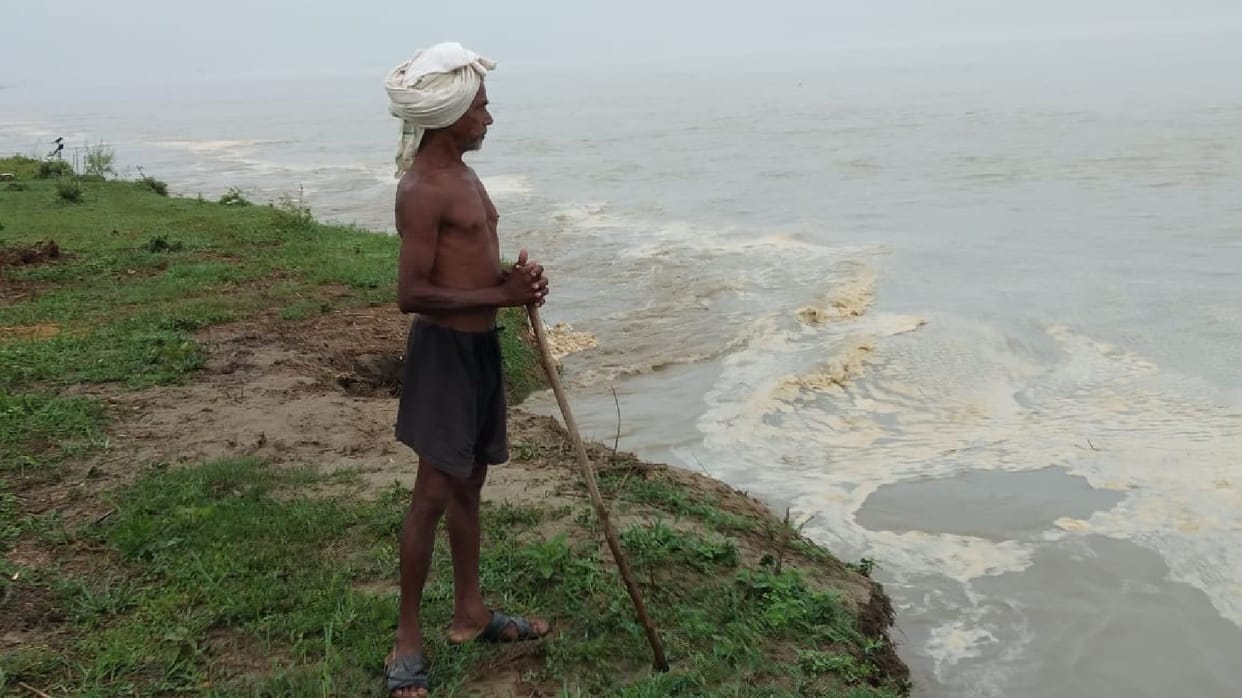 Ghaghra's water level rises, flood threatens over 70 villages