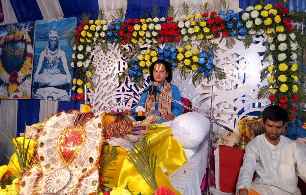 Crowd of devotees gathered at Ashtadash Maha Purana organized in Kupra village