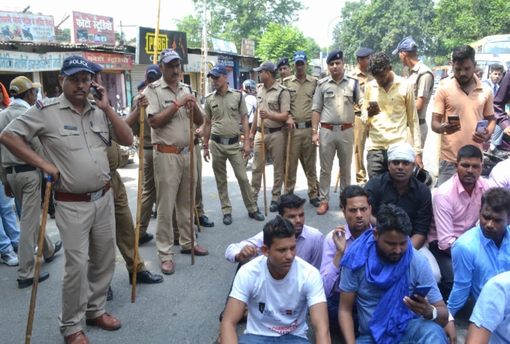 Bhim Army Protest in Roorkee against Chandrashekhar azad Ravan Arrested for ravidas mandir