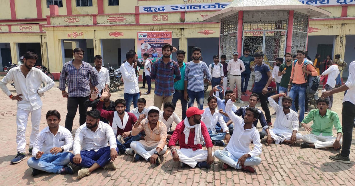 staged dharna for student union election