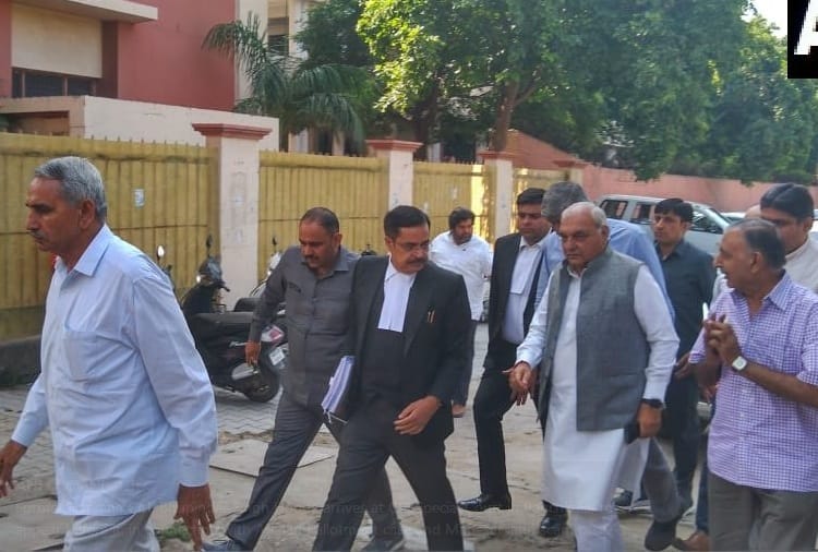 AJL Plot Allotment Case, Manesar Land Scam, Formar CM Hooda Appeared in CBI Court Panchkula