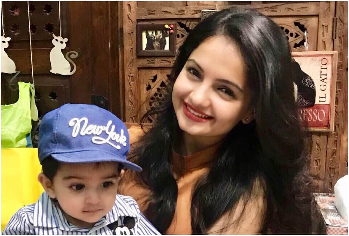 gia manek get trolles for wearing stylish mask but give these unique way reply