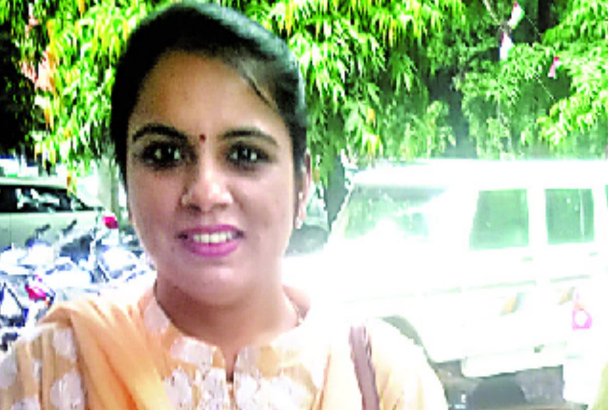 PCS-2016 batch topper Jayjit Kaur posted in collectorate
