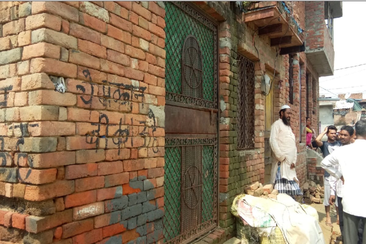 husband murder his wife in Meerut, eight year old son open the truth