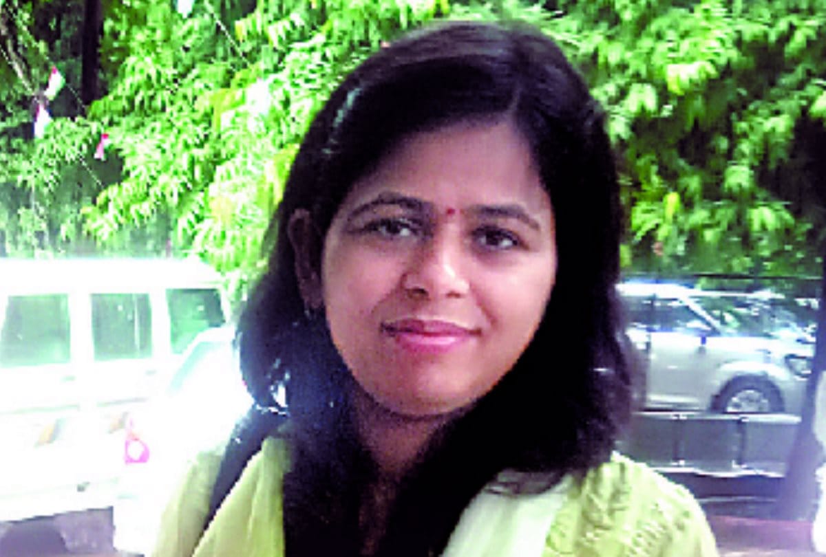 PCS-2016 batch topper Jayjit Kaur posted in collectorate