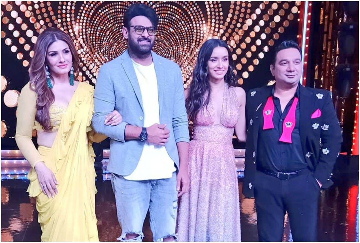 prabhas dance with raveena tandon on song tip tip barsa pani
