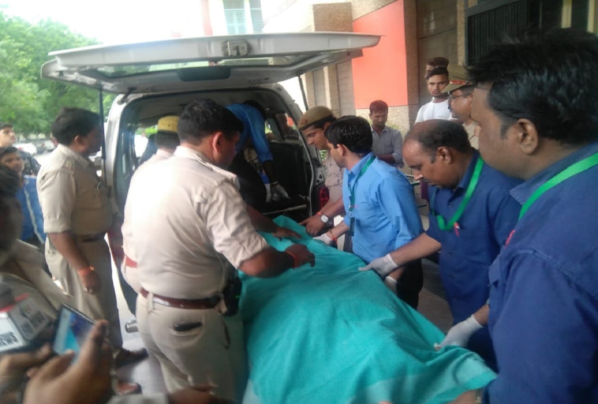 five laborers died due to poisonous gas in tank at ghaziabad