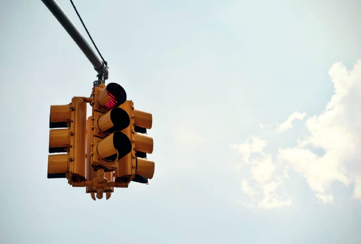 Why Traffic Light Colors Are Red Yellow and Green Interesting facts about traffic lights and signals