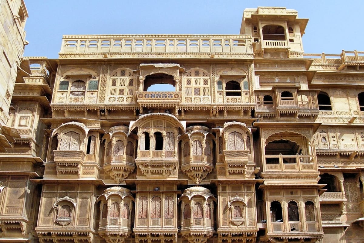 visit golden city of rajasthan jaisalmer and get thrill experience