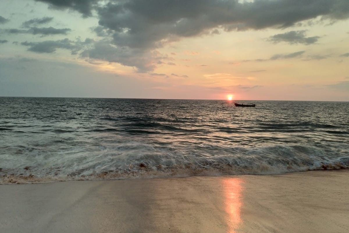 travel kerala off season to get best cheap and fun loving trip