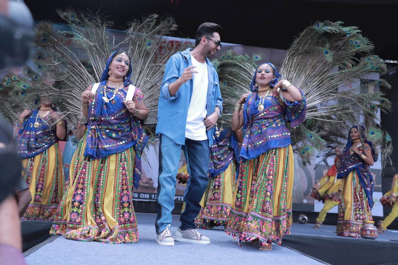 Janmashtami 2019 ayushmann khurrana celebrate Krishna Janmashtami with students in Gujarat