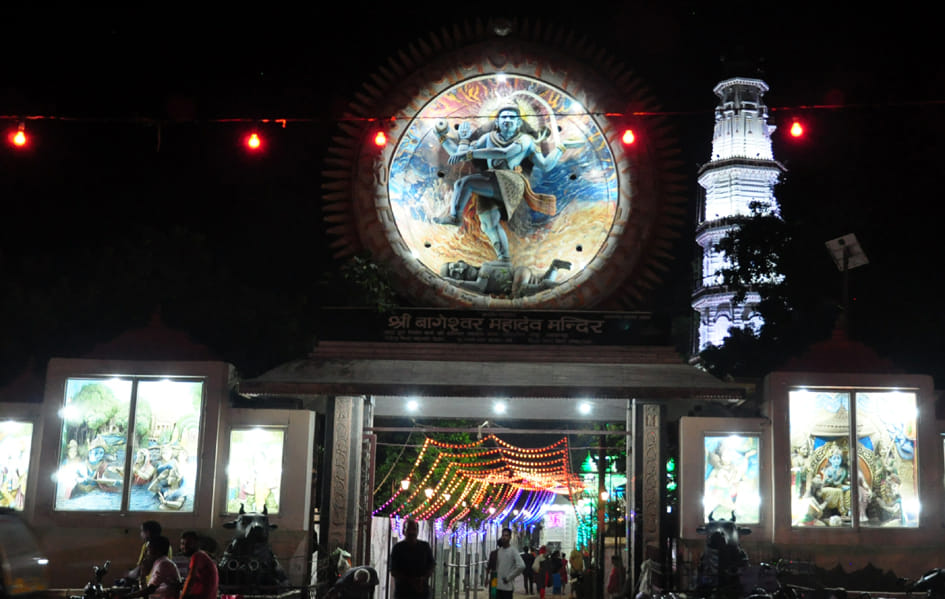 Temples decorated to welcome Shri Krishna