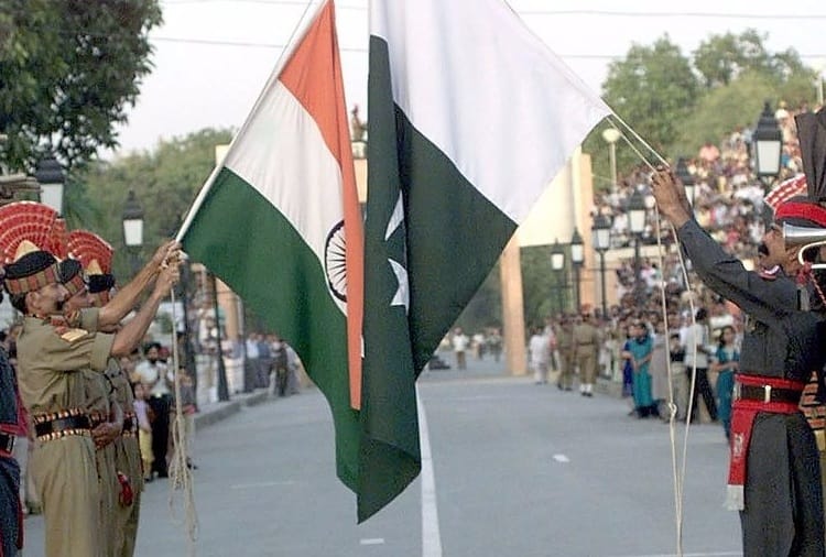 370 Revoked from Jammu Kashmir, Pakistan Ready to Help Indians to Return Back