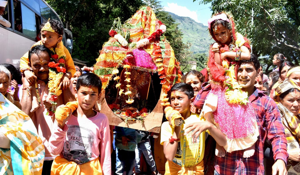 Sri Krishna's grand tableau in Garuda temple