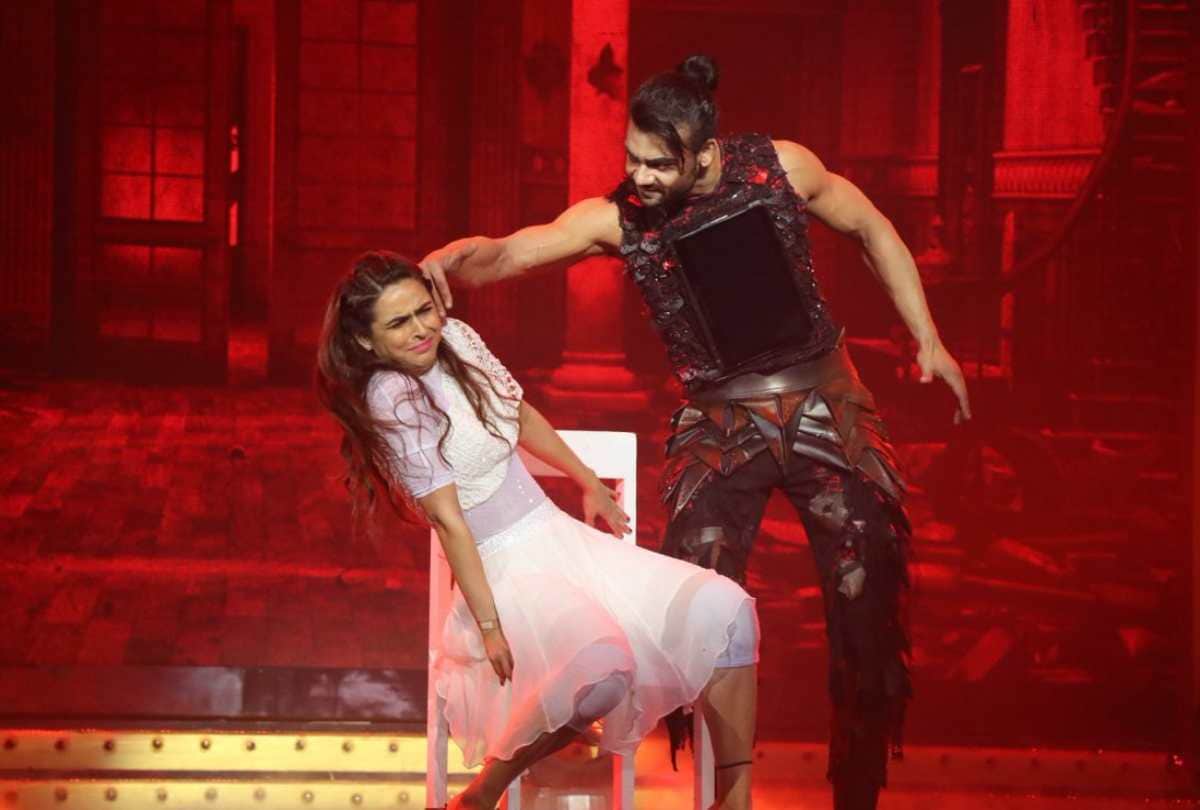 Nach Baliye Season 9 Madhurima Tuli reply to Urvashi Dholakia said she is overreacting