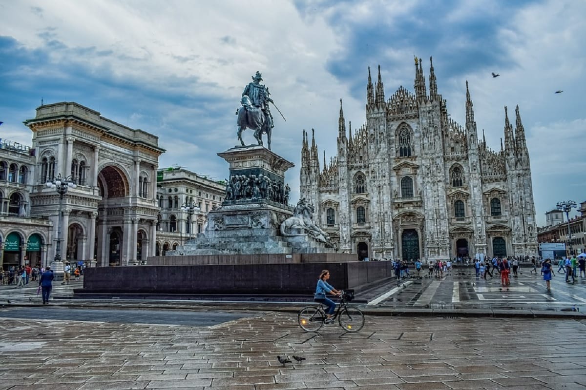 how to plan a europe trip in just one lakh rupees