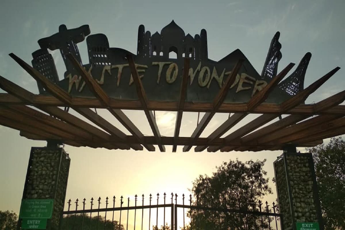 seven wonders of world is made in this park, waste to wonder park in delhi,