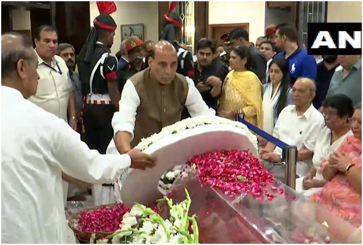 Political leaders pays tribute to former Union Finance Minister Arun Jaitley