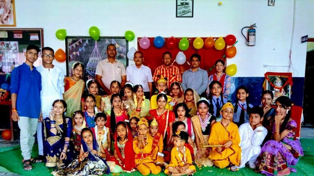 Chhoti so mero madan gopal ...